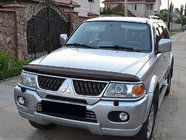 Mitsubishi Pajero Sport 1996-2007 Motorhaubenschutz (SIM) Foto 1