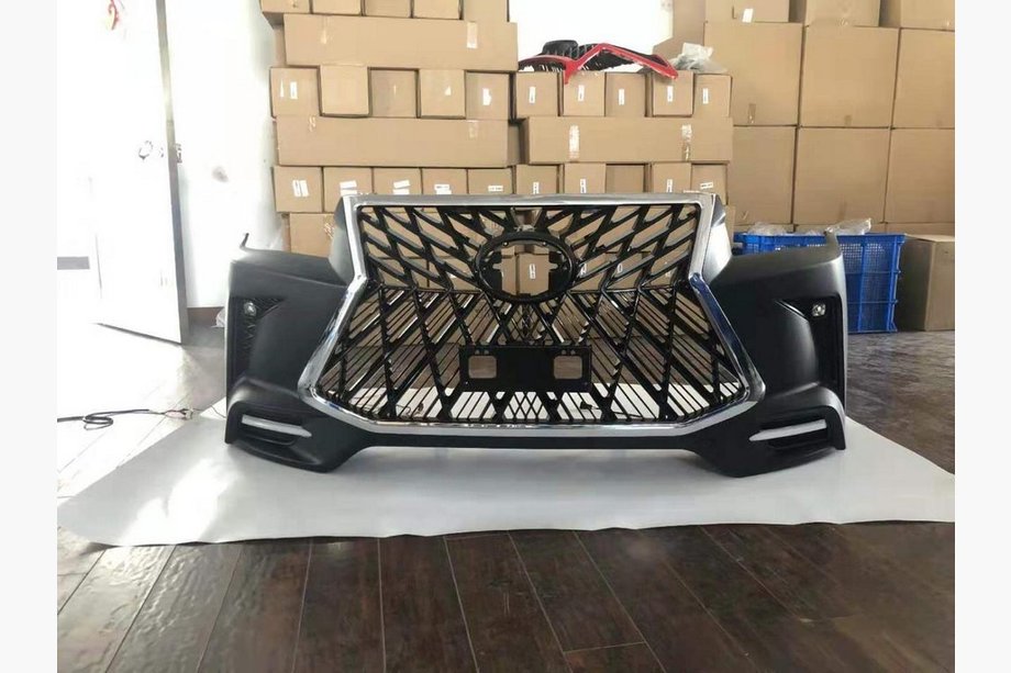 Toyota Hilux 2015- Frontstoßstange Lexus-Design V1 (für 2015-2020) Image