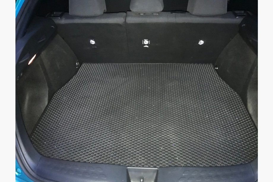 Toyota C-HR 2016-2023 Kofferraummatte (EVA, Schwarz) Image