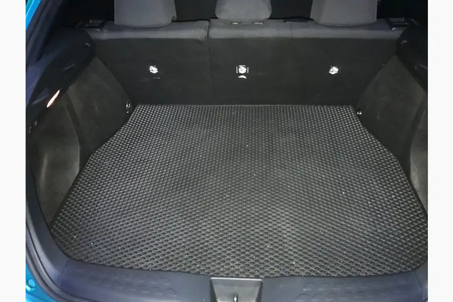 Toyota C-HR 2016-2023 Kofferraummatte (EVA, Schwarz) Image