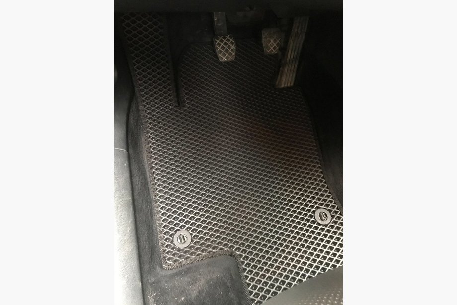Volkswagen Passat B6 2006-2012 EVA Fußmatten (schwarz) Image