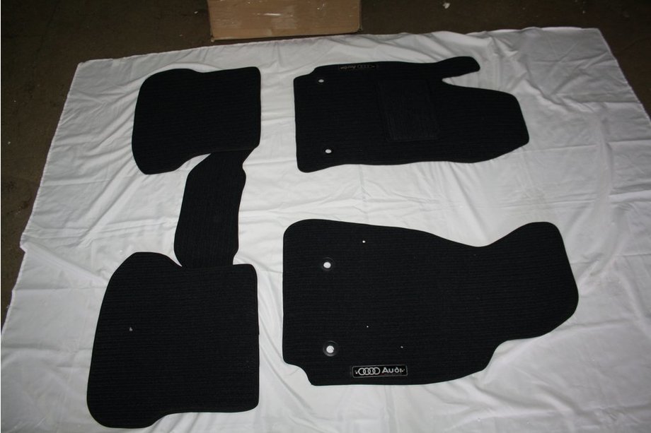 Audi A6 C5 1997-2001 Textil Fußmatten (Corona) Image