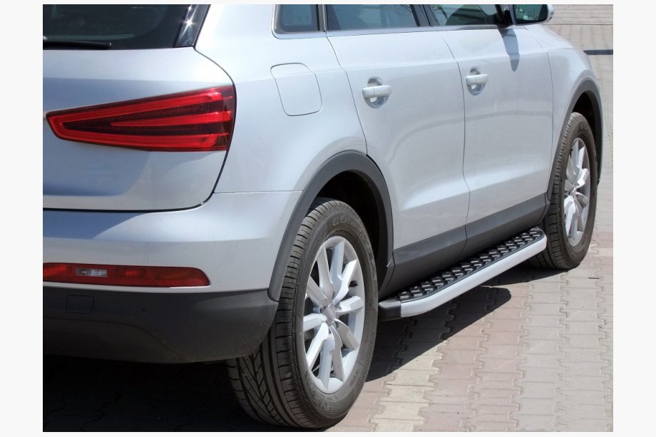 Audi Q7 2005-2015 Trittbretter BlackLine (2 Stk, Aluminium) Image