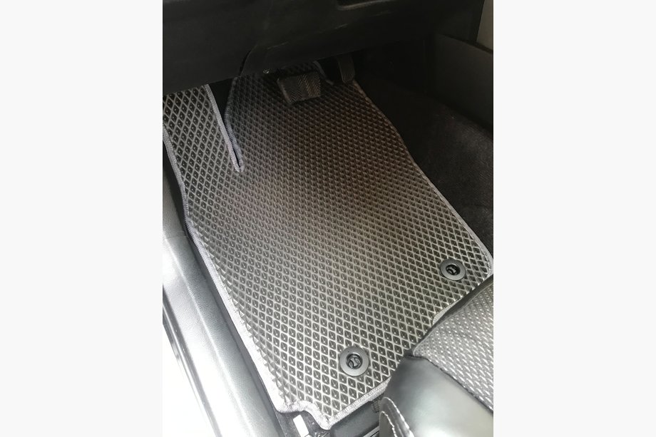 Toyota Rav 4 2013-2018 EVA Fußmatten (schwarz) Image