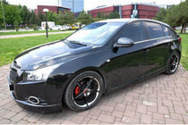 Chevrolet Cruze 2009–2015 Tuning Seitenschweller HB (Meliset, grundiert) Foto 1