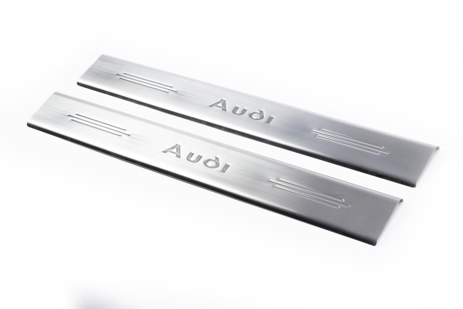 Audi TT 1998-2006 Einstiegsleisten Abdeckungen (2 Stk, Carmos) Image