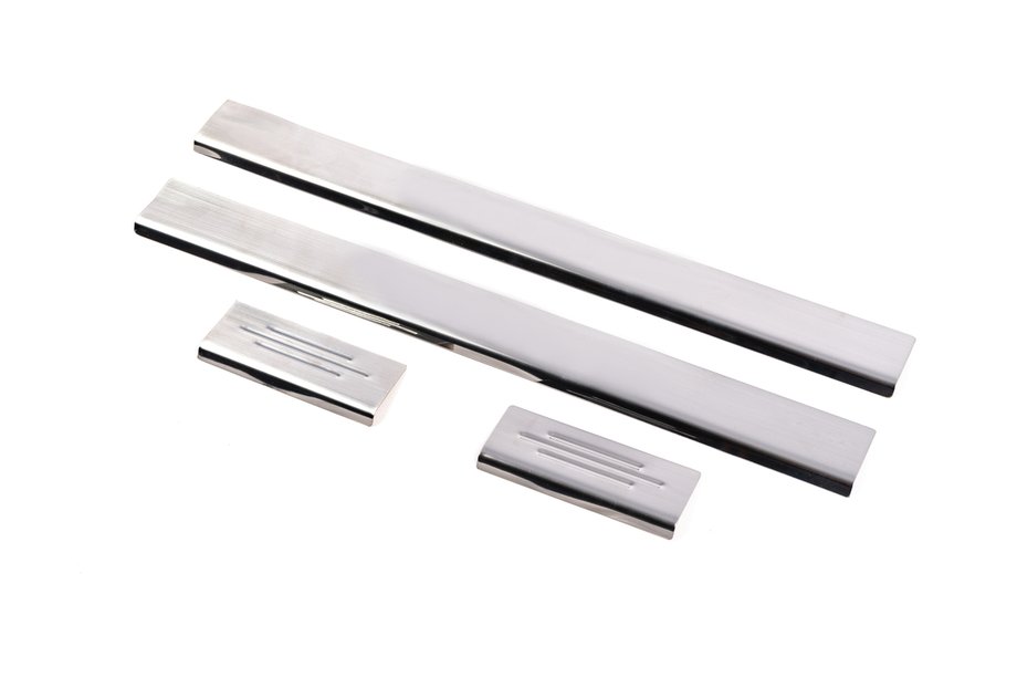 Toyota Yaris 2006-2011 Einstiegsleisten Carmos (4 Stk, Edelstahl) Image