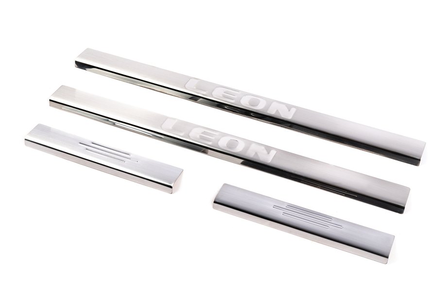 Seat Leon 2013-2020 Einstiegsleisten Carmos V1 (4 Stk, Edelstahl) Image