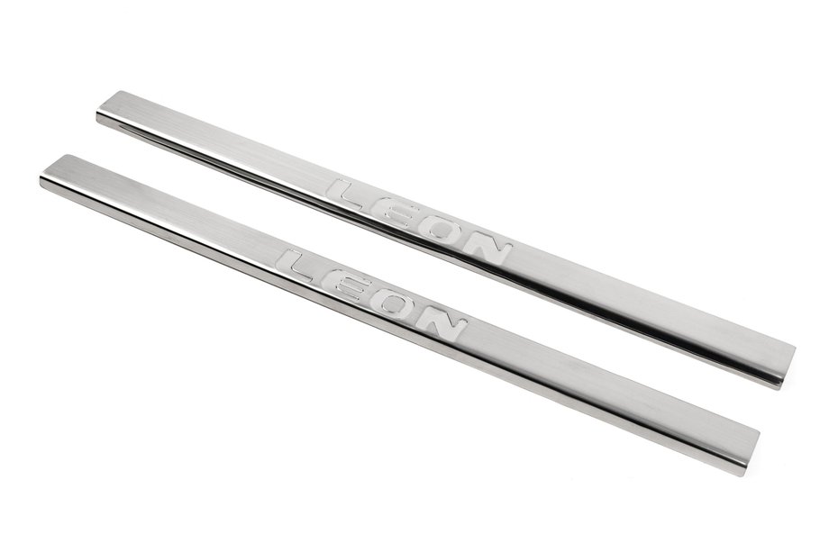 Seat Leon 2013-2020 Einstiegsleisten Carmos (2-türig, Edelstahl) Image
