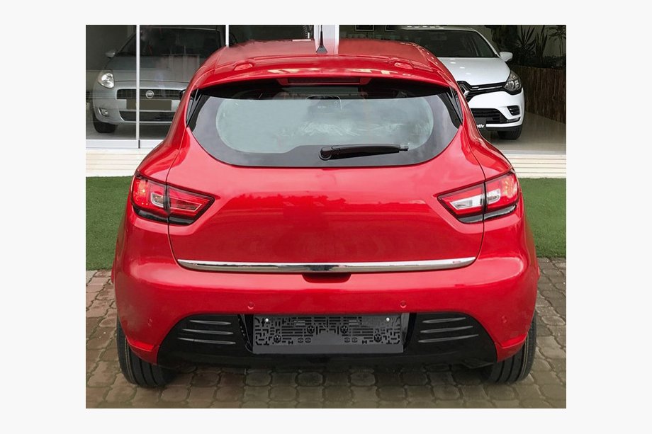 Renault Clio V 2019- Kofferraumleiste Edelstahl Carmos - Türkischer Edelstahl Image