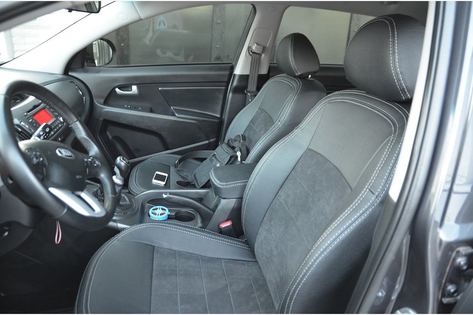 Kia Sportage 2010-2015 Maßgeschneiderte Sitzbezüge SoyuzAuto Leather Style Image