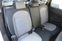 Nissan Qashqai 2007-2010 Autositzbezüge SoyuzAuto Leder-Optik Foto 5