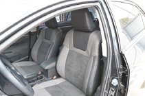 Toyota Corolla 2013-2019 Autositzbezüge Elite (Kunstleder mit Alcantara-Einsätzen) Foto 1