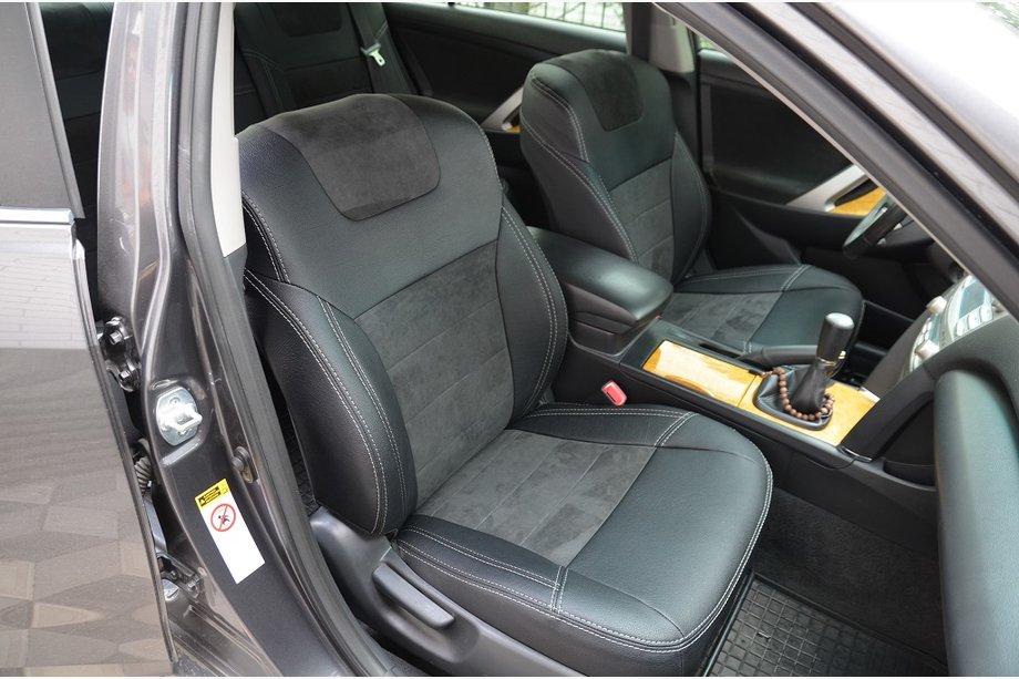 Toyota Venza 2008-2017 Autositzbezüge SoyuzAuto Leder-Style Image