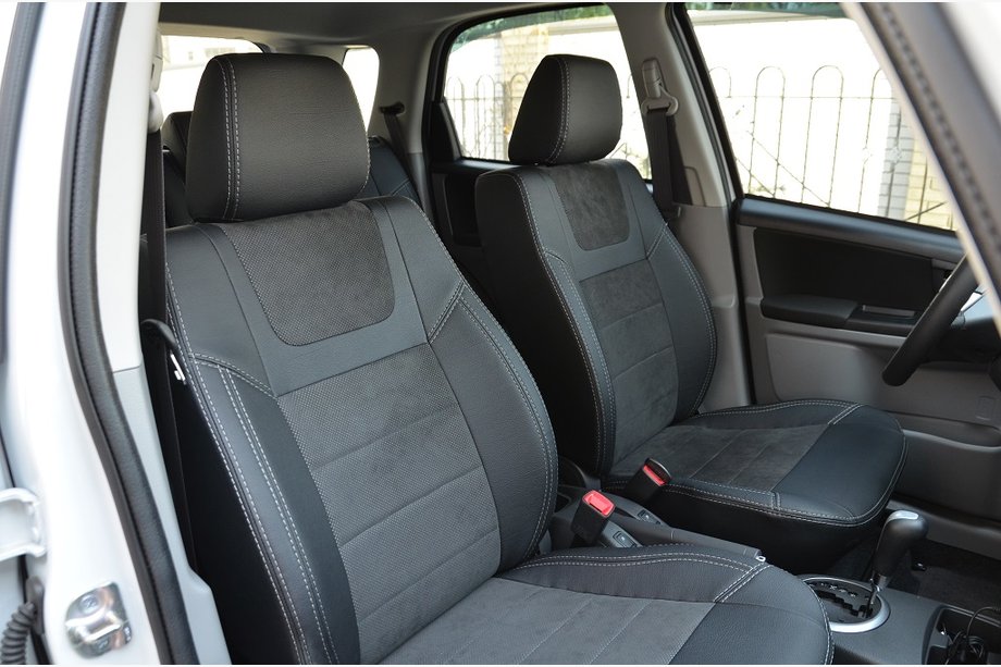 Suzuki SX4 2006-2013 Autositzbezüge SoyuzAuto Leder-Style Image