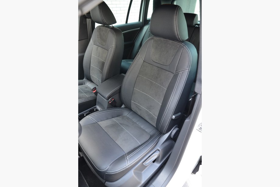 Volkswagen Tiguan 2007-2016 Autositzbezüge SoyuzAuto Leather Style Image