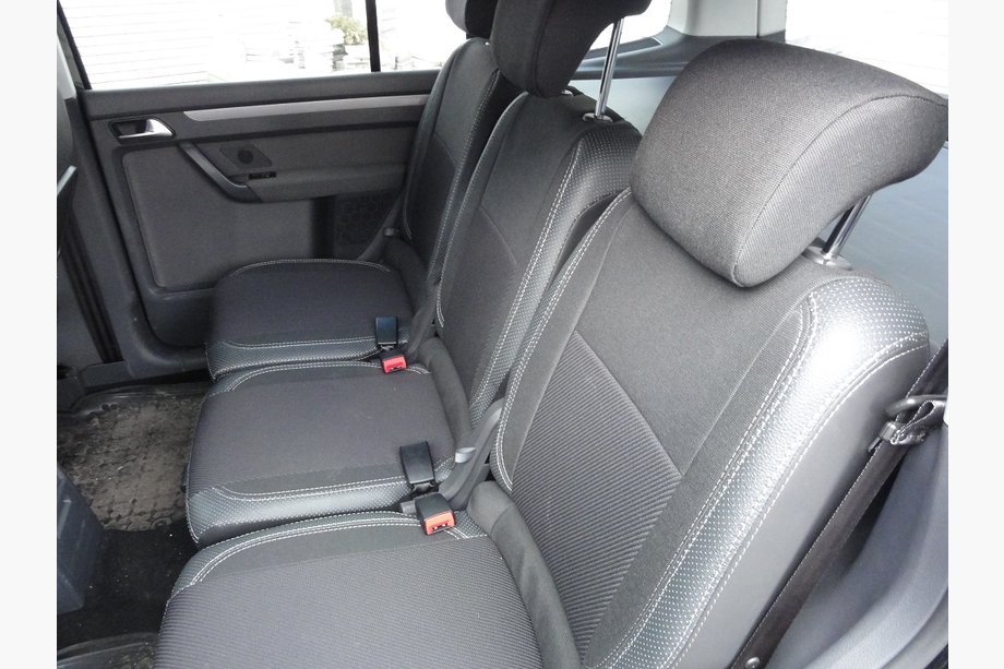 Volkswagen Touran 2003-2010 Autositzbezüge SoyuzAuto Premium Image