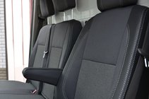 Mercedes Sprinter W906 2006–2018 Autositzbezüge (Kunstleder↗Stoff, Premium) Foto 5