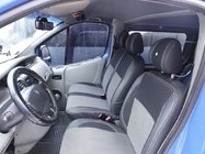 Opel Vivaro 2001–2015 Autoabdeckungen (Kunstleder und Stoff, Premium) Vordersitze 1+1 Foto 3