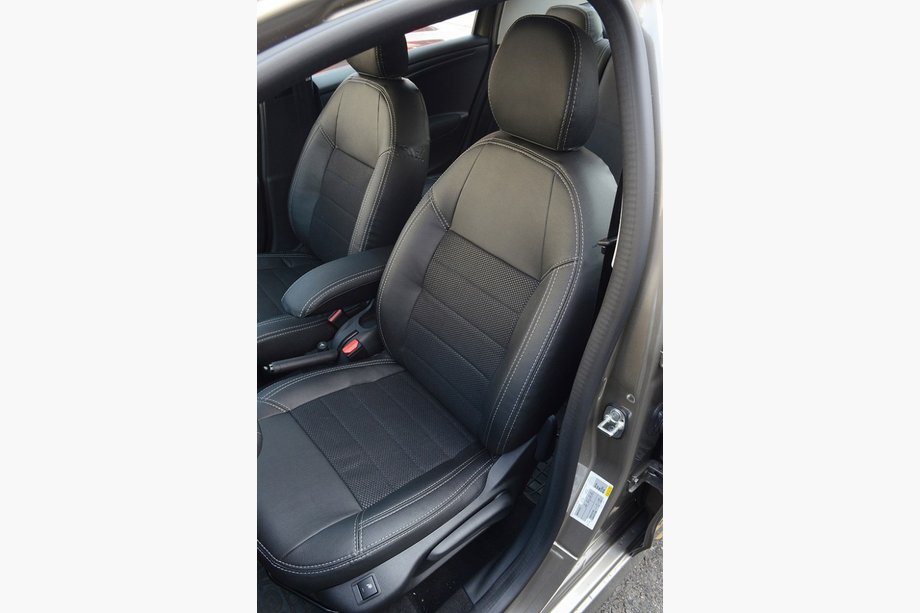 Citroen C-Elysee 2013-2022 Autositzbezüge SoyuzAuto Dynamic Image