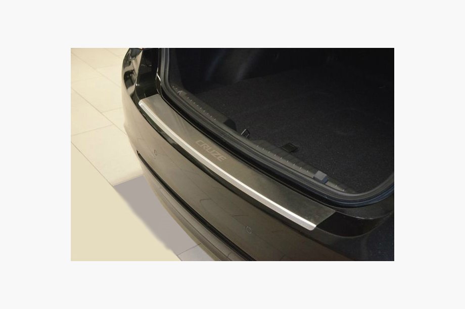 Chevrolet Cruze 2009–2015 Heckstoßstangenschutz mit Kante Nataniko (Edelstahl) Schrägheck Image