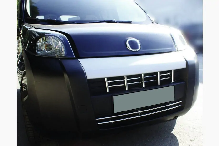 Peugeot Bipper 2008-2017 Grillabdeckung (15-teilig, Edelstahl) Image
