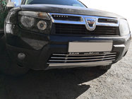 Renault Duster 2008–2017 Untere Kühlergrillblende aus Edelstahl Foto 1