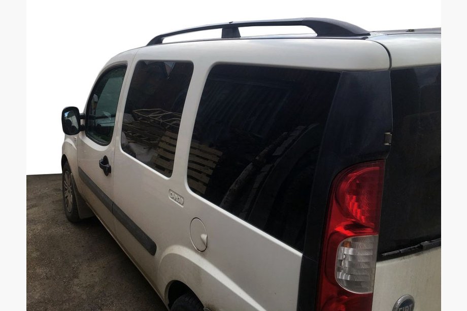 Fiat Doblo I 2005-2010 Dachreling Schwarz Image