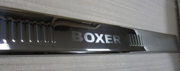 Peugeot Boxer 2006-2025 Chromleiste für hintere Stoßstange (Edelstahl) Foto 1