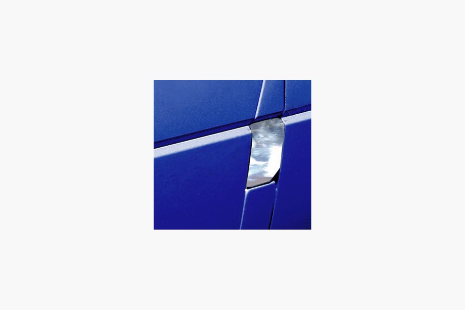 Volkswagen T4 Caravelle/Multivan 1990–2003 Chrom Tankdeckel Blende (Omsa) Image
