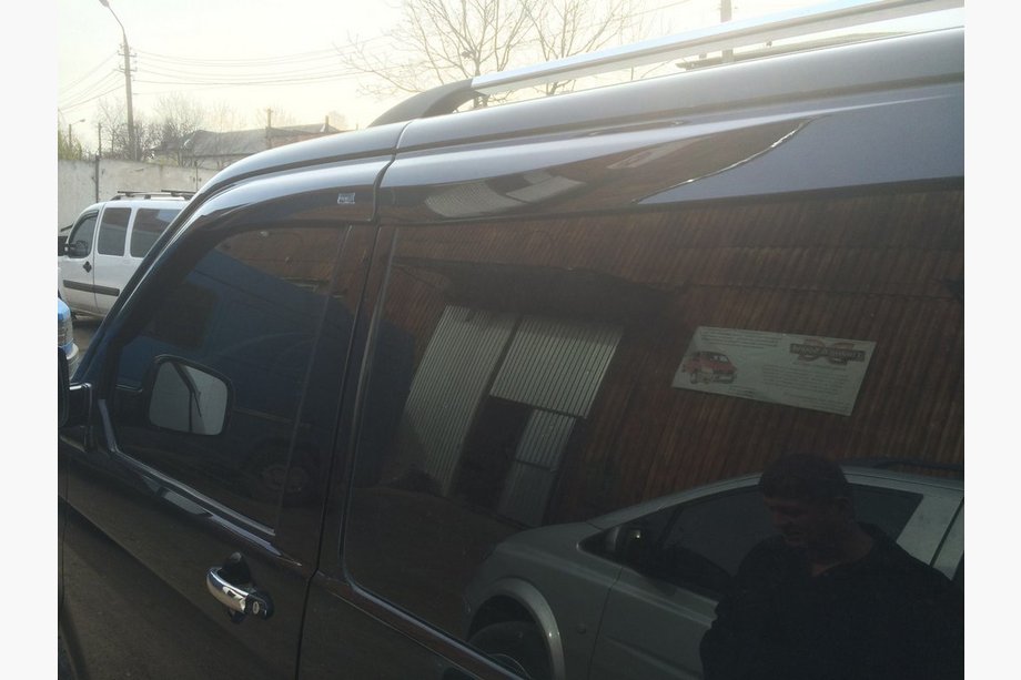 Volkswagen T6 2015-2024 Windabweiser (4 Stk., Sunplex Sport) Foto 6
