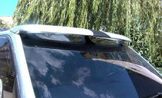 Volkswagen T6 2015-2024 Frontscheiben-Spoiler (grundiert zum Lackieren) Foto 1