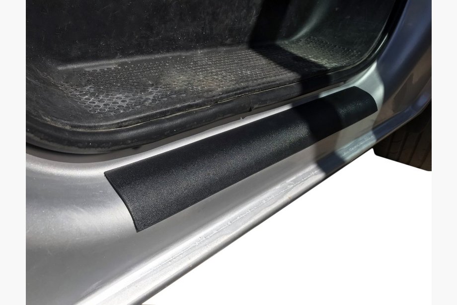 Opel Vivaro 2001–2015 ABS Einstiegsleisten Abdeckungen (2 Stk, DDU) Glanz Image