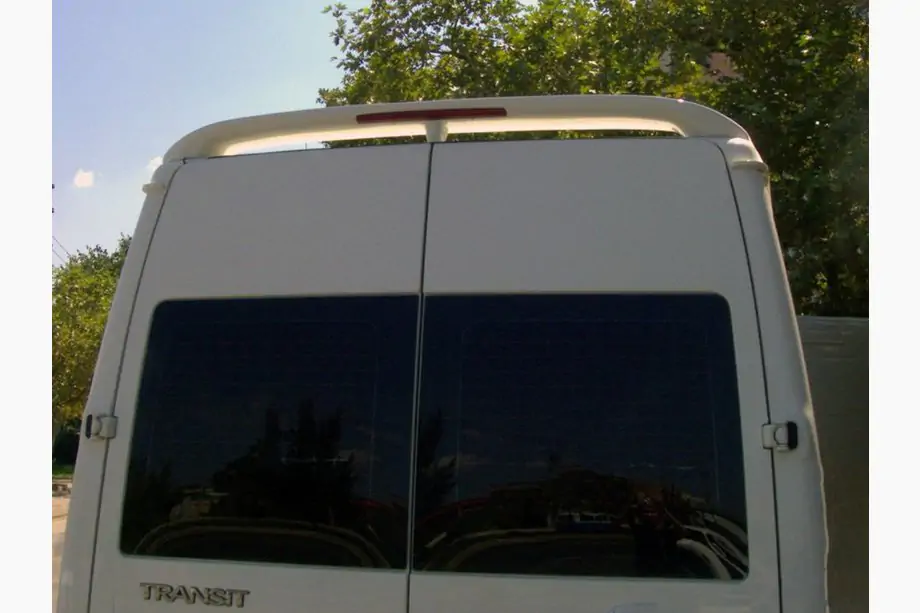 Ford Transit 2000–2014 Isikli Dachspoiler mittel (grundiert zum Lackieren) Image