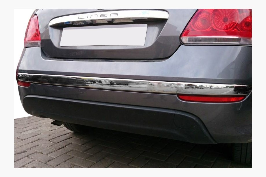 Fiat Linea 2006-2018 Chrom Ladekantenschutz hinten Stoßstange (2012↗, Edelstahl, 3 Stk) Image