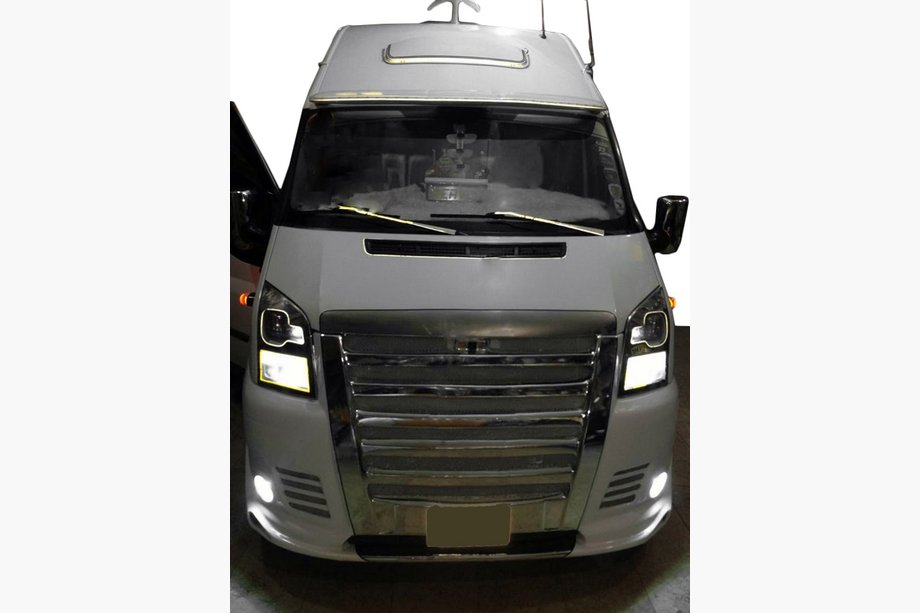 Ford Transit 2000–2014 Frontstoßstange (USA-Style) Image