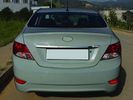 Hyundai Accent 2011-2017 Chromleiste über dem Kennzeichen (Edelstahl) OmsaLine - Italienischer Edelstahl Foto 1