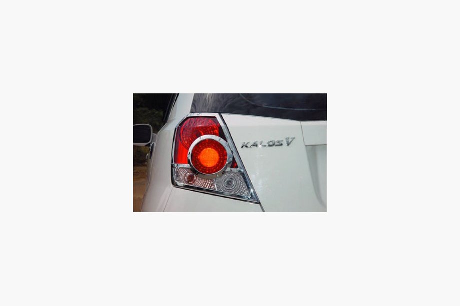 Chevrolet Aveo T200 2002-2008 Chrom Blenden für Rückleuchten HB (2 Stk., Kunststoff) Image