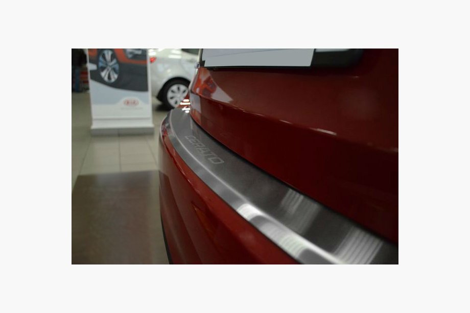 Kia Cerato 3 2013-2018 Heckstoßstangenschutz mit Kante Nataniko (Edelstahl) Image
