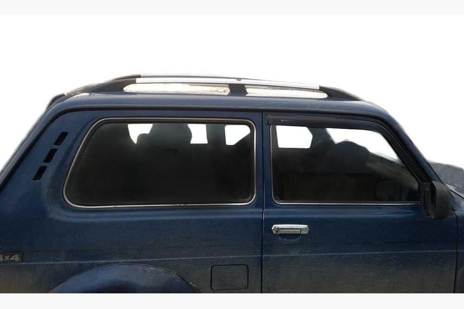 Lada Niva та Urban 1977- Dachreling Chrom Image
