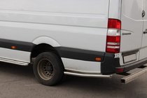 Mercedes Sprinter W907/W910 2018- Seitliche Rohre hinter dem Hinterrad (2 Stk., Edelstahl) Foto 1