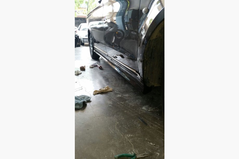 Mercedes Vito/V-class W447 2014- Seitenschweller (grundiert zum Lackieren) Kurz/Lang (für 1 und 2 Schiebetüren) Foto 5