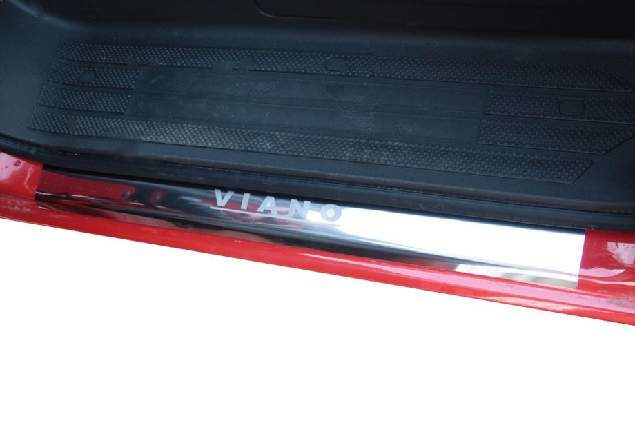 Mercedes Viano 2004-2014 Einstiegsleisten Abdeckungen Laser-Style (2 Stk, Edelstahl) Image