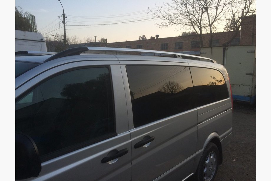 Mercedes Vito W639 2004-2014 Dachreling Chrom CAN Original Design (Metallfuesse) Kurzer Radstand (SHORT) Foto 3