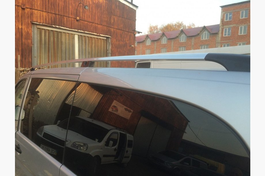 Mercedes Vito W639 2004-2014 Dachreling Chrom CAN Original Design (Metallfuesse) Kurzer Radstand (SHORT) Foto 6
