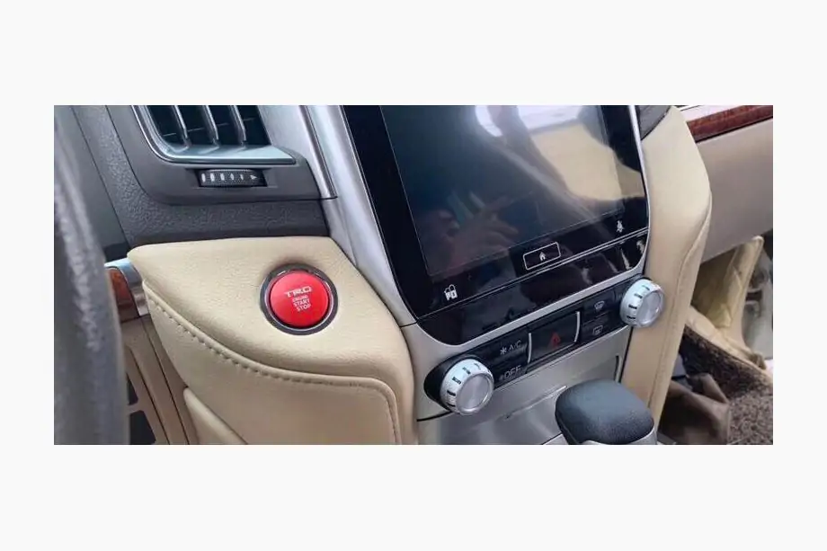 Toyota Land Cruiser 200 2007-2021 TRD Knopf (Design 2018) Image
