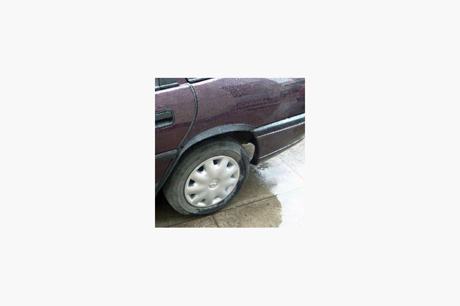 Opel Vectra A 1987-1995 Radlaufblenden (4 Stk, schwarz) Image