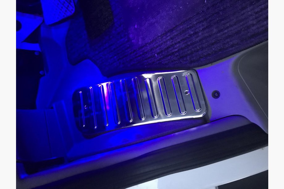 Mercedes Sprinter W906 2006–2018 Einstiegsleisten Abdeckung (Edelstahl) Foto 2