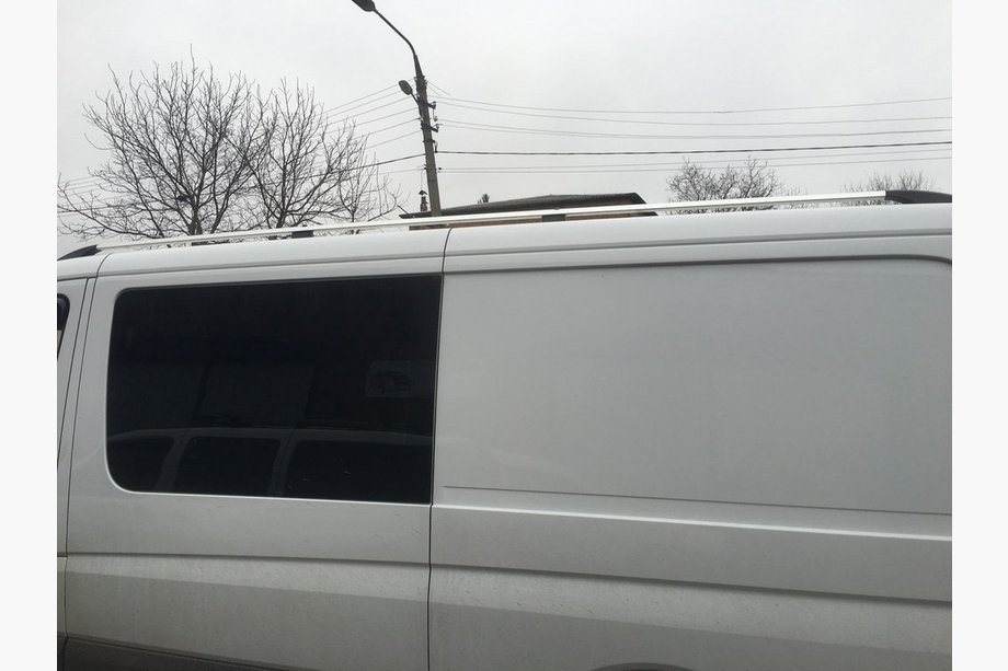 Mercedes Sprinter W907/W910 2018- Dachrelinge DD 340 cm, Schwarz Matt, Kunststofffuß Foto 2