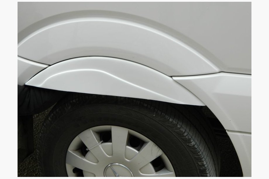 Mercedes Sprinter W906 2006–2018 Radlaufverkleidungen hinten (grundiert zum Lackieren) Image